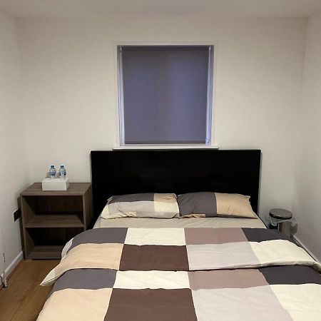 Three Bedroom House In Tooting By Star Apartments London Exteriör bild