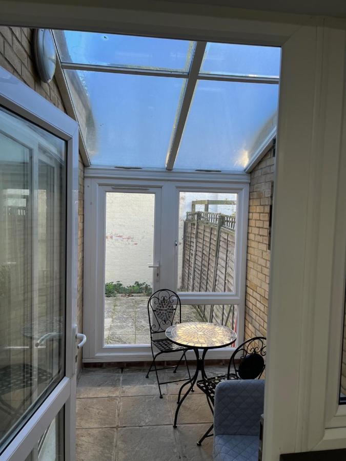 Three Bedroom House In Tooting By Star Apartments London Exteriör bild